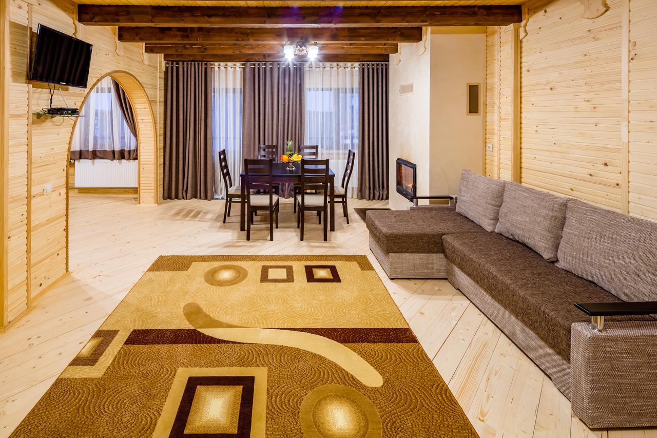 Family Hotel Kaskad บูโคเวล ภายนอก รูปภาพ