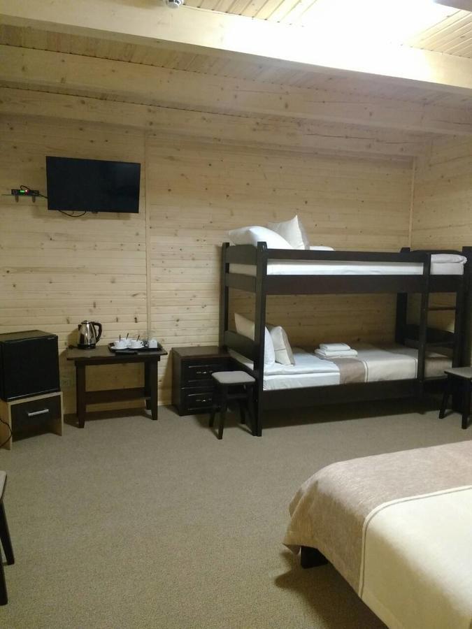Family Hotel Kaskad บูโคเวล ภายนอก รูปภาพ
