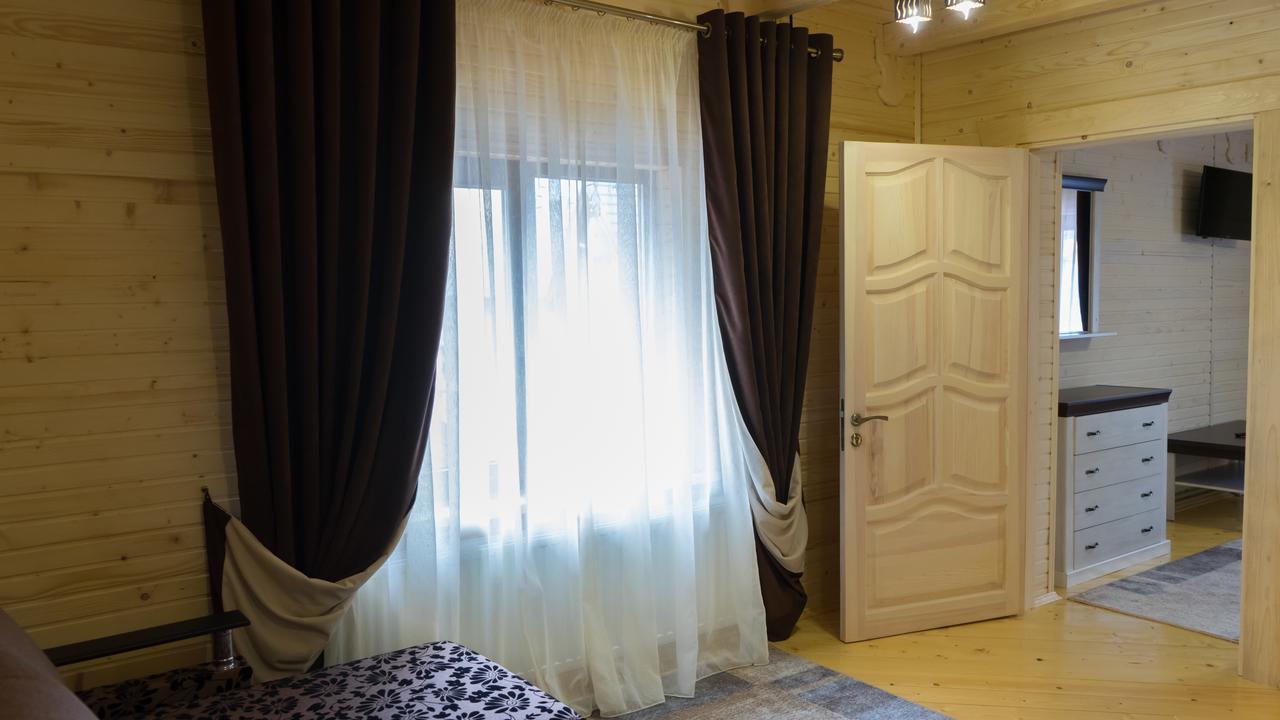 Family Hotel Kaskad บูโคเวล ภายนอก รูปภาพ